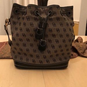 D&B Signature drawstring bucket bag